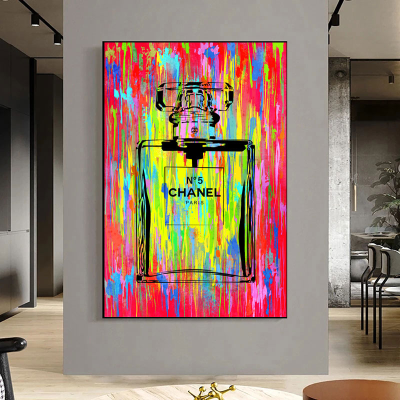 Chanel No 5 splash Graffiti art