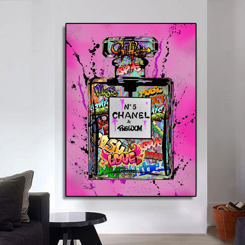 Chanel No 5 Graffiti art - Pink