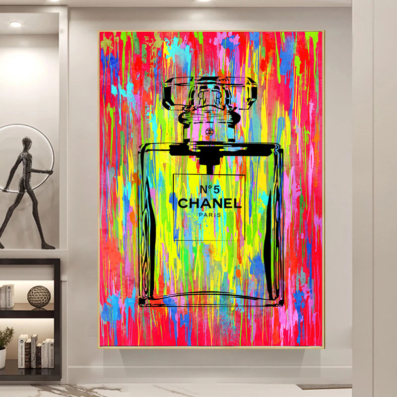 Chanel No 5 splash Graffiti art