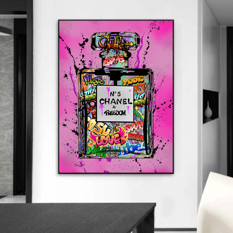 Chanel No 5 Graffiti art - Pink